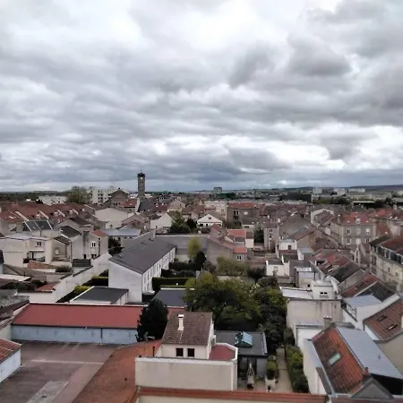 4 Et 4 Salles De Bains Appartamento *