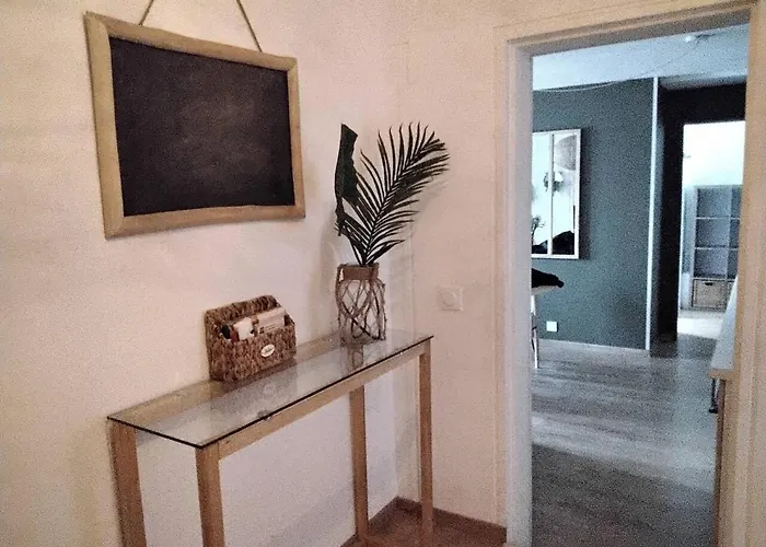 Lägenhet 4 Et 4 Salles De Bains Reims