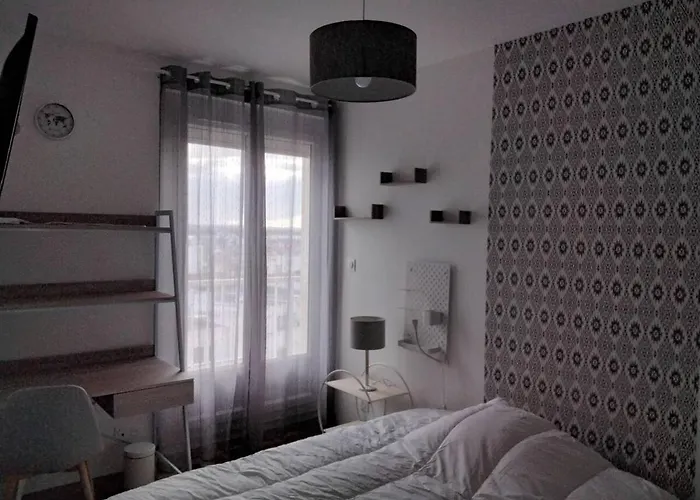 4 Et 4 Salles De Bains * Reims